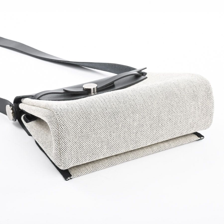 Hermes Shoulder Bag Herbag Zip 20 — view 5