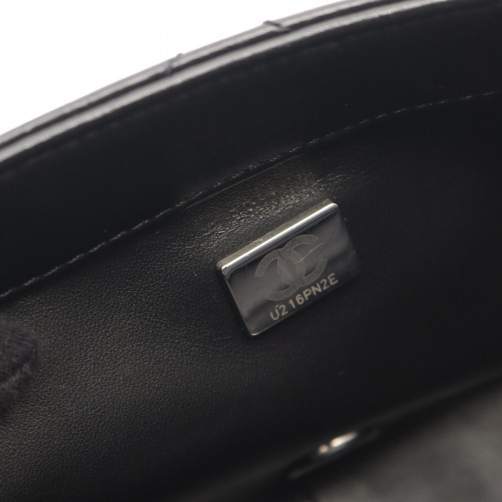 Chanel Shoulder Bag Quilted Black Lambskin Full Flap Chain — view 5
