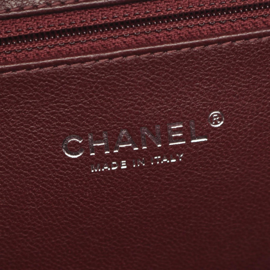 Chanel Shoulder Bag CC Filigree Quilted Vanity Silver Caviar Leather CC 2-Way — view 5