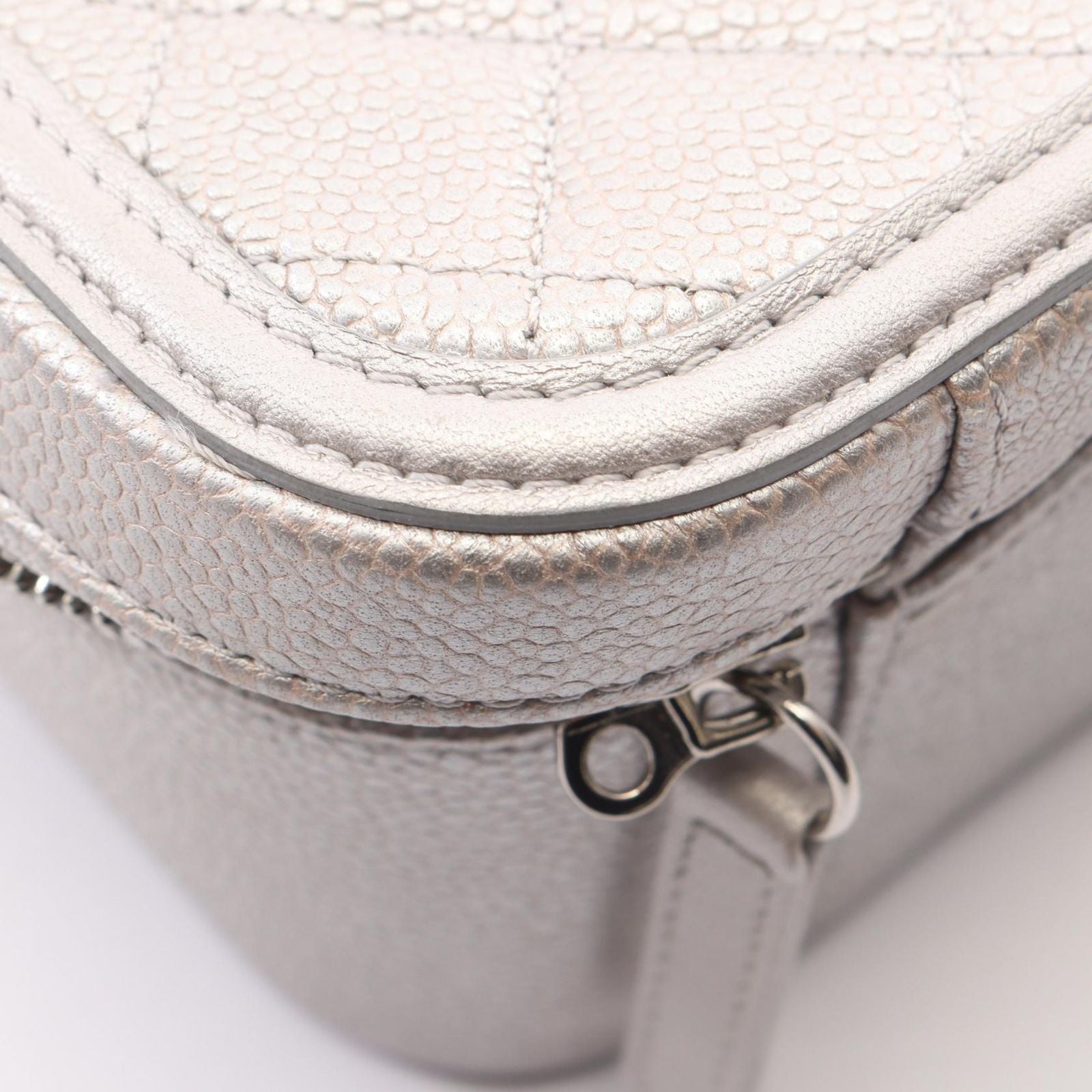 Chanel Shoulder Bag CC Filigree Quilted Vanity Silver Caviar Leather CC 2-Way — view 9
