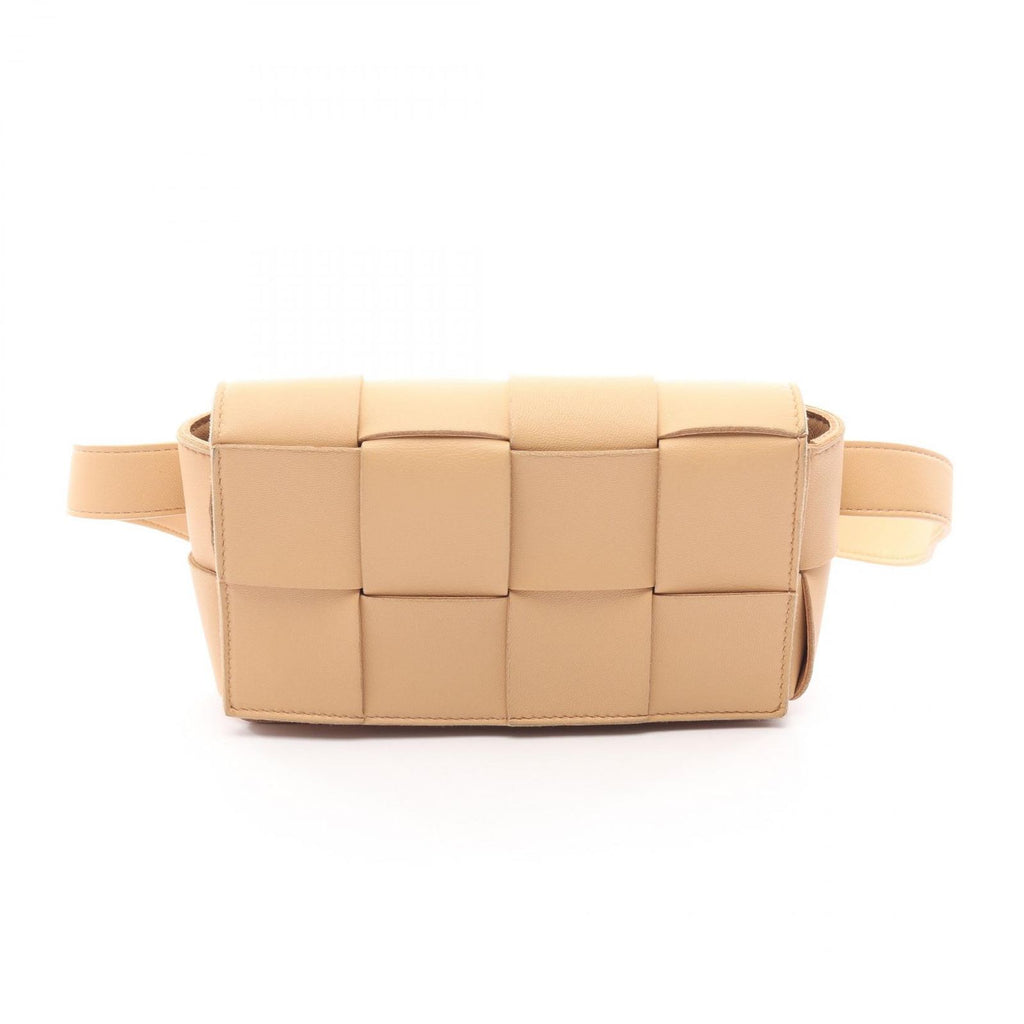 Bottega Veneta Waist Bag Cassette Maxi Intrecciato Beige Leather
