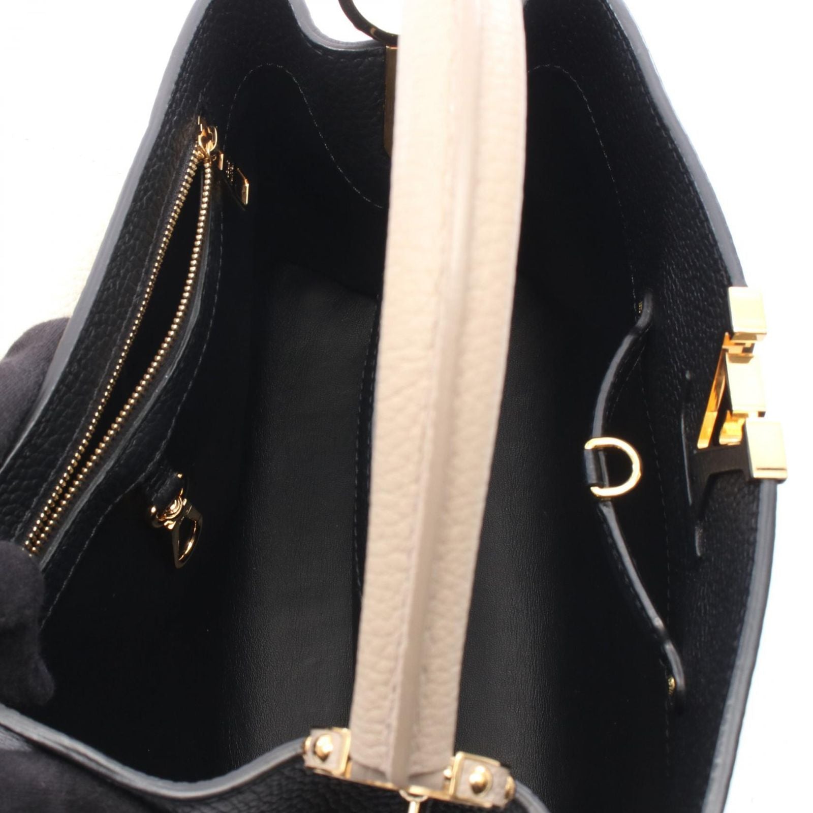 Louis Vuitton Handbag Capucines MM Noir Cream 2-Way Leather — view 3