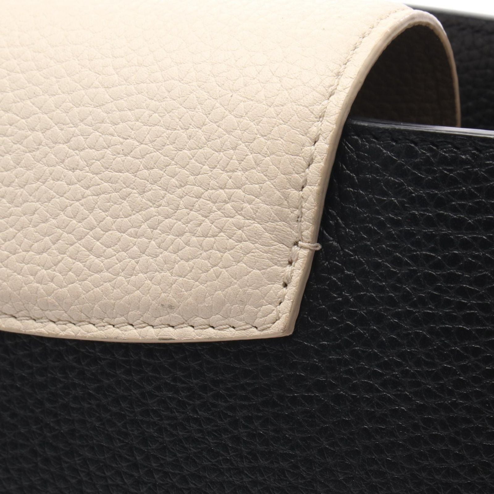 Louis Vuitton Handbag Capucines MM Noir Cream 2-Way Leather — view 9
