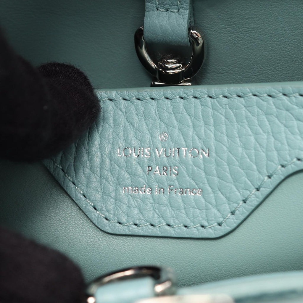Louis Vuitton Handbag Capucines BB Noir 2-Way Lightblue Leather — view 4