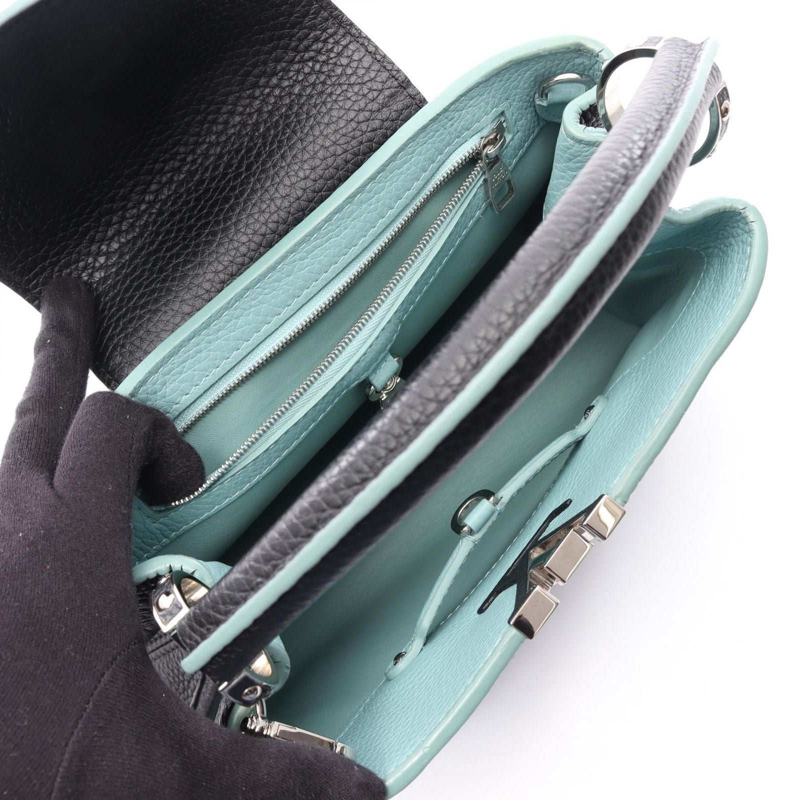 Louis Vuitton Handbag Capucines BB Noir 2-Way Lightblue Leather — view 3