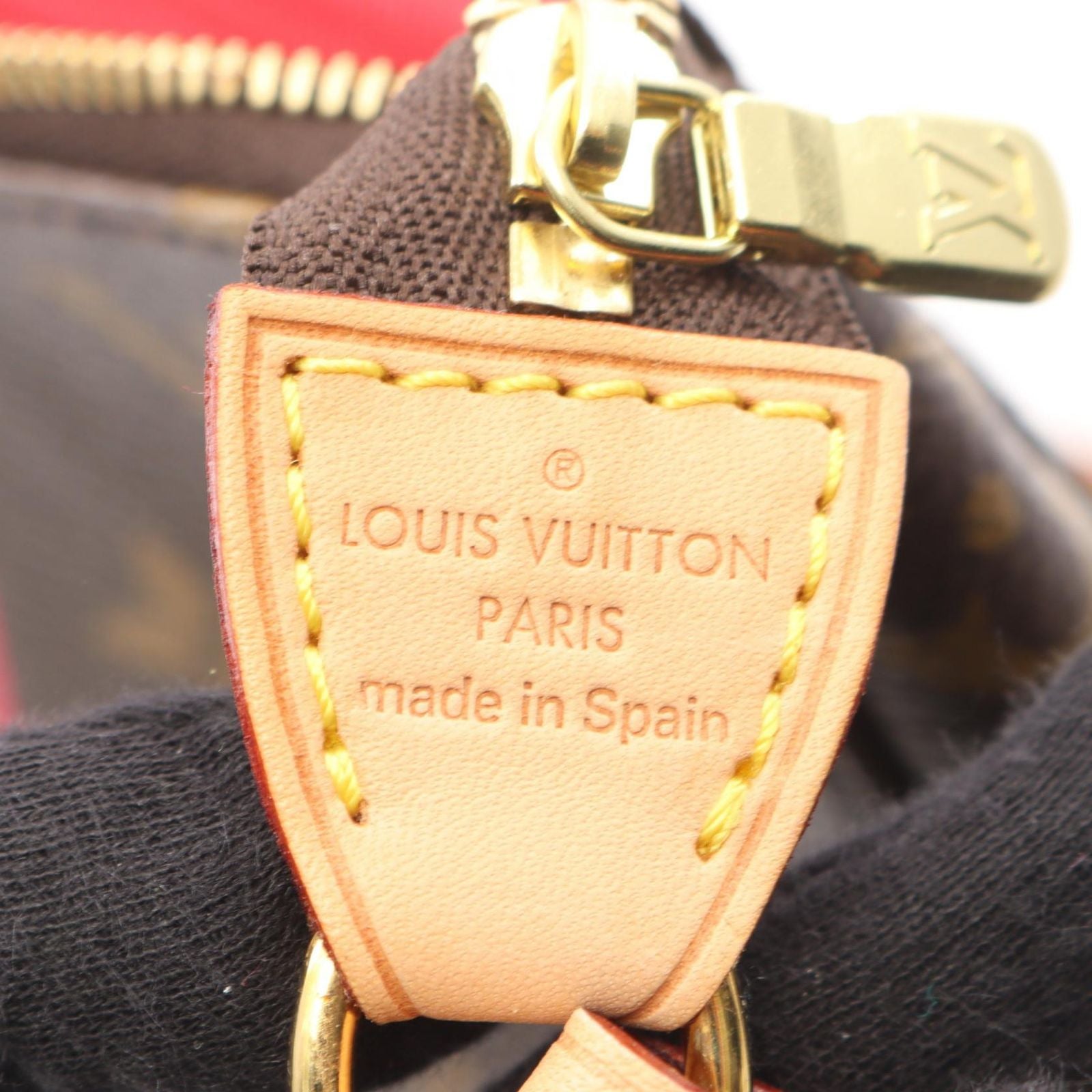 Louis Vuitton Handbag Pochette Pink Canvas Leather — view 4