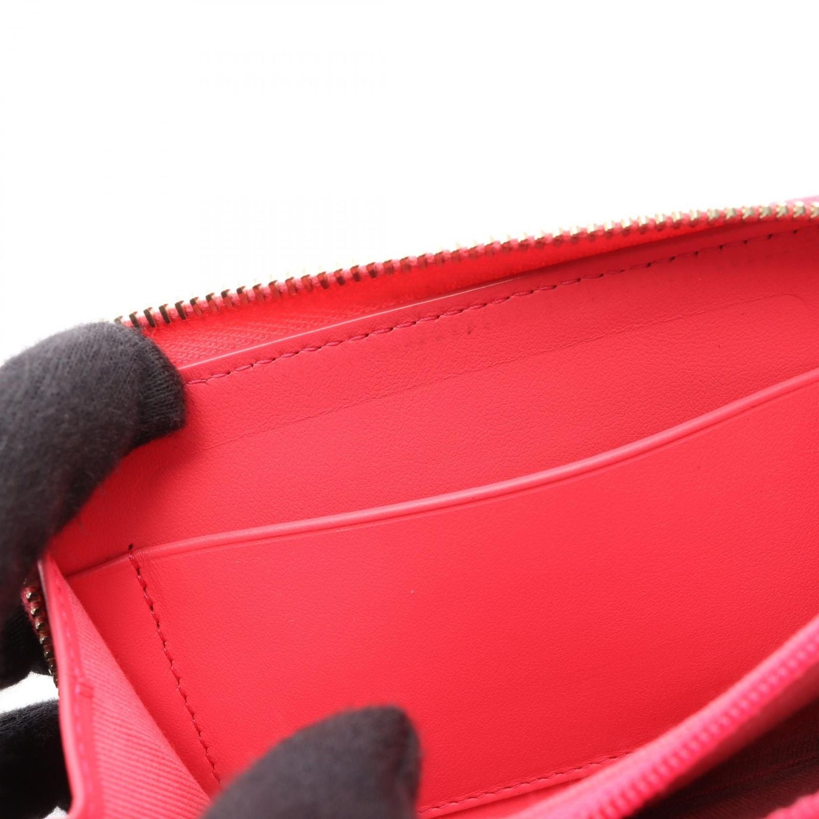 Chanel Round Wallet CC Logo Pink Caviar Leather CC — view 7