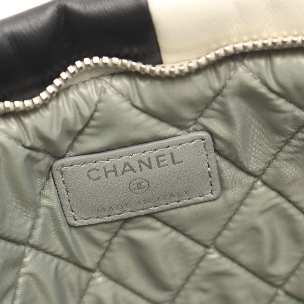 Chanel Clutch CC Logo Patchwork Black Beige Silver Lambskin — view 4