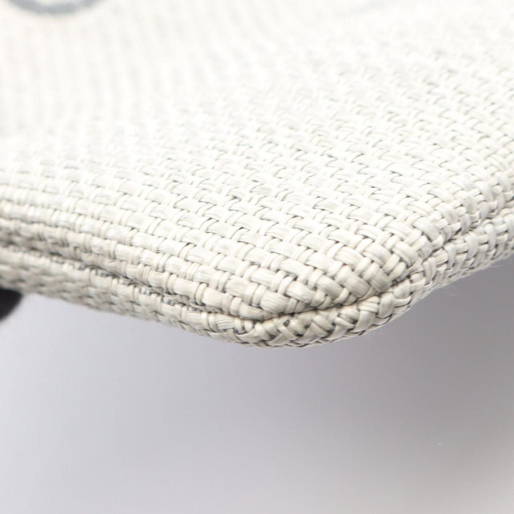 Chanel Clutch Deauville Gray — view 6