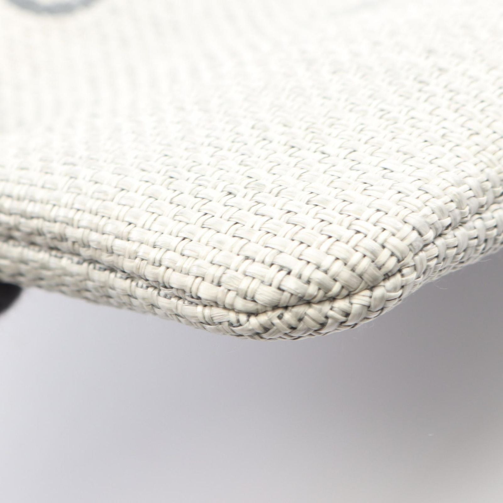 Chanel Clutch Deauville Gray — view 6
