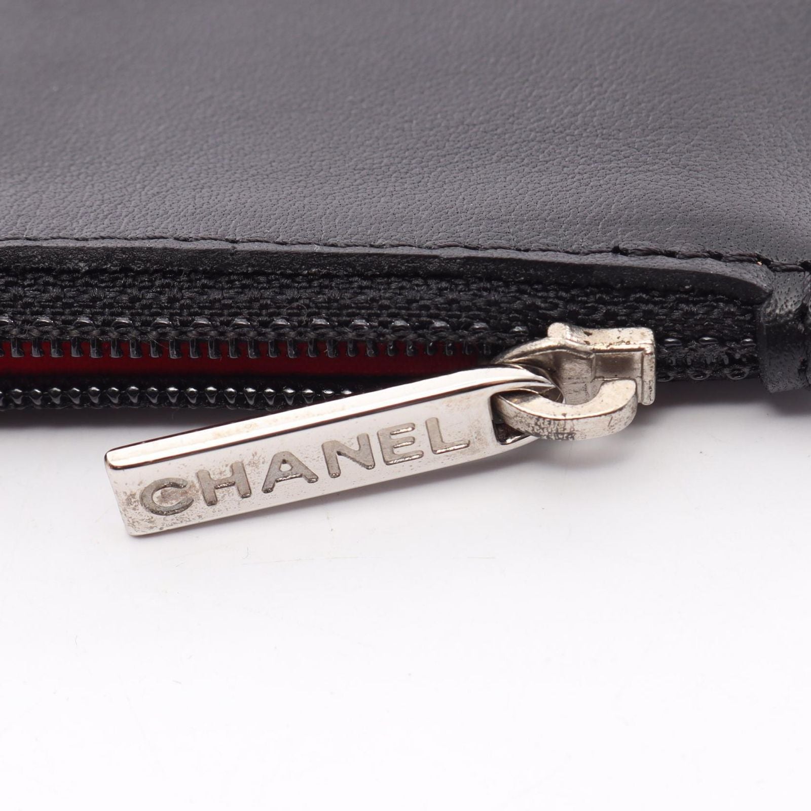 Chanel Pouch CC Logo Black Lambskin — view 8