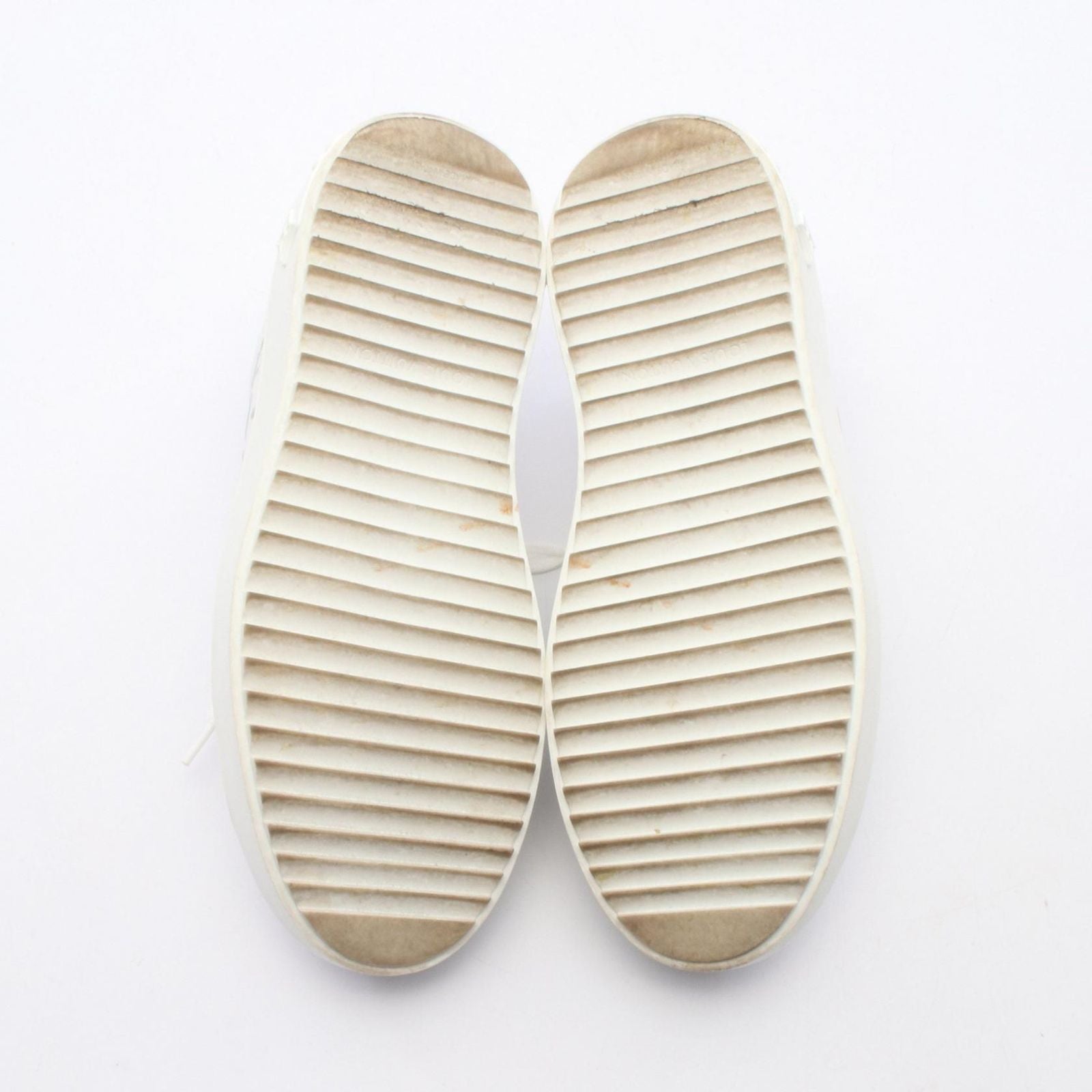 Louis Vuitton Sneakers Time Out Line Monogram Leather — view 4