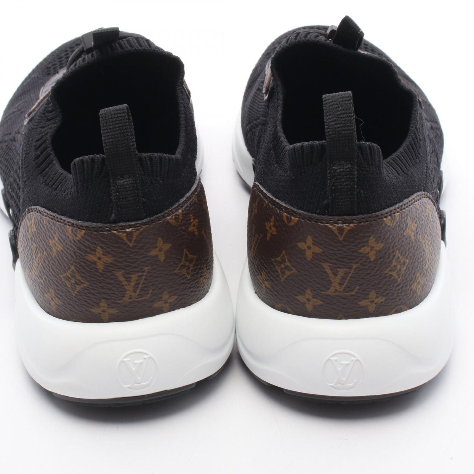 Louis Vuitton Sneakers LV Olympia Canvas — view 9