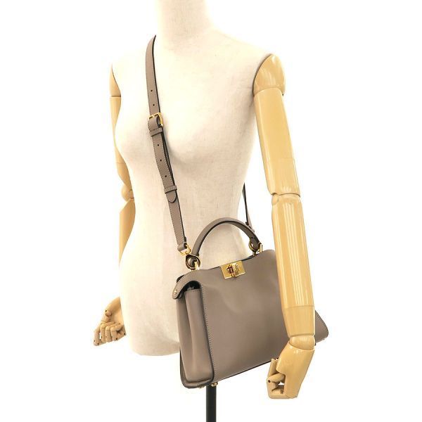 Fendi Peekaboo Iconic Essential Messenger — view 9