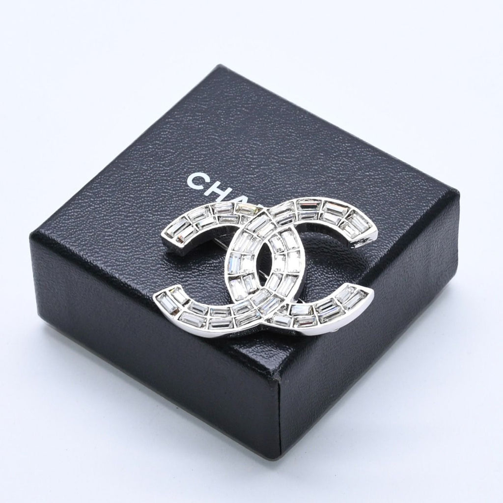 Chanel CC Logo Brooch 01 Metal Rhinestone Silver Clear