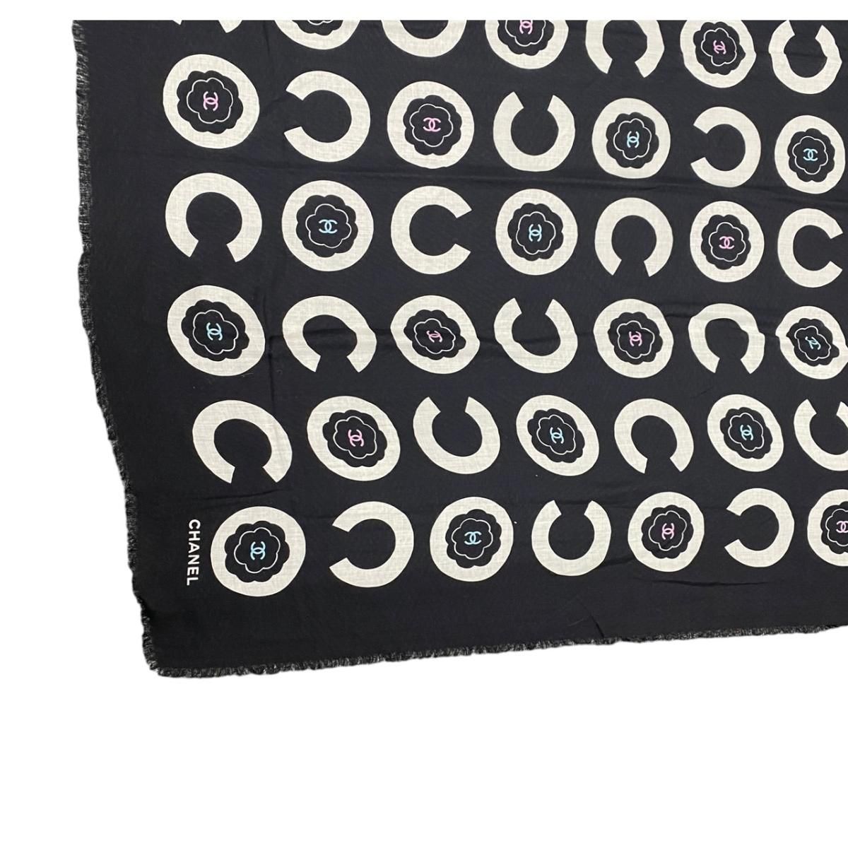 Chanel Shawl Scarf CC Logo Cashmere Black — view 5
