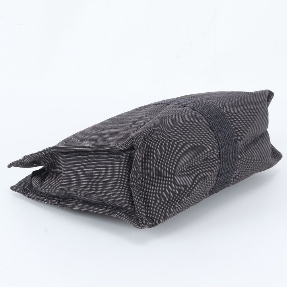 Hermes Her Line Pouch MM Clutch Business Gray — view 4