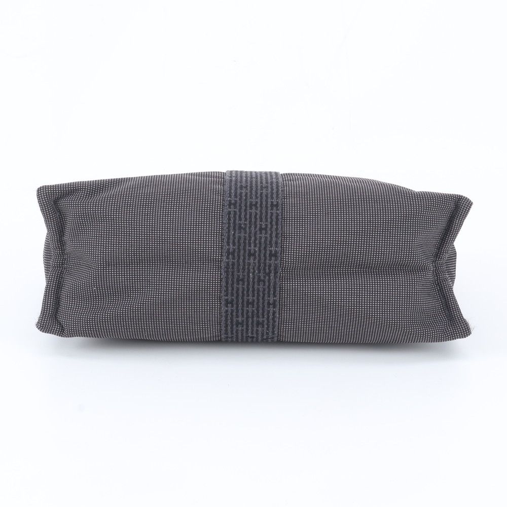 Hermes Her Line Pouch MM Clutch Business Gray — view 5