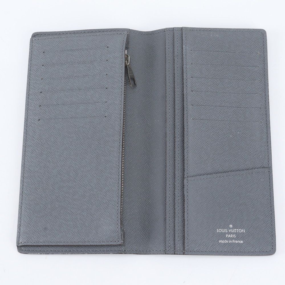 Louis Vuitton Taiga Portefeuille Brazza Glacier Leather Wallet Bifold — view 5