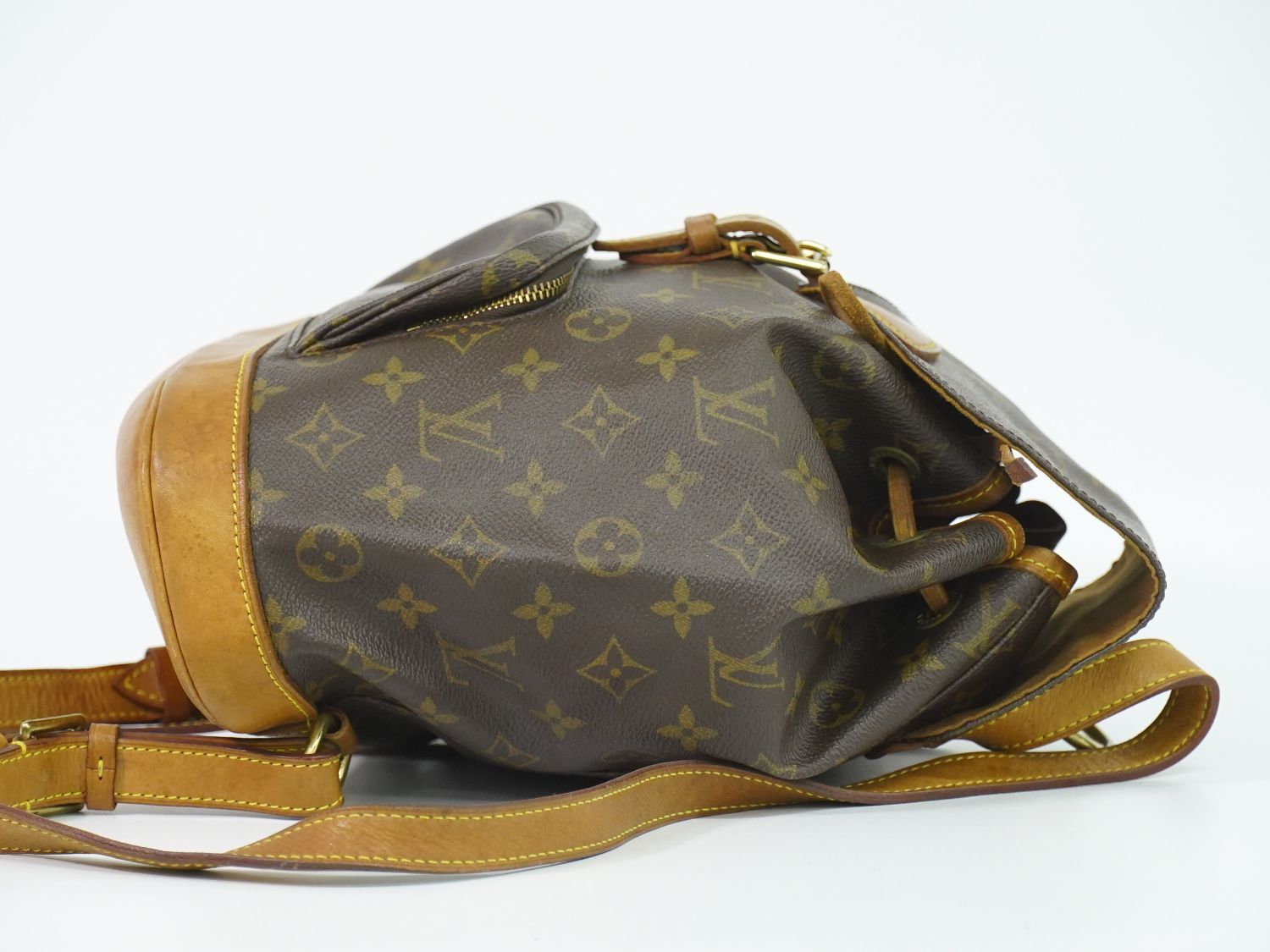 Louis Vuitton LV Montsouris MM Backpack Monogram Brown — view 4