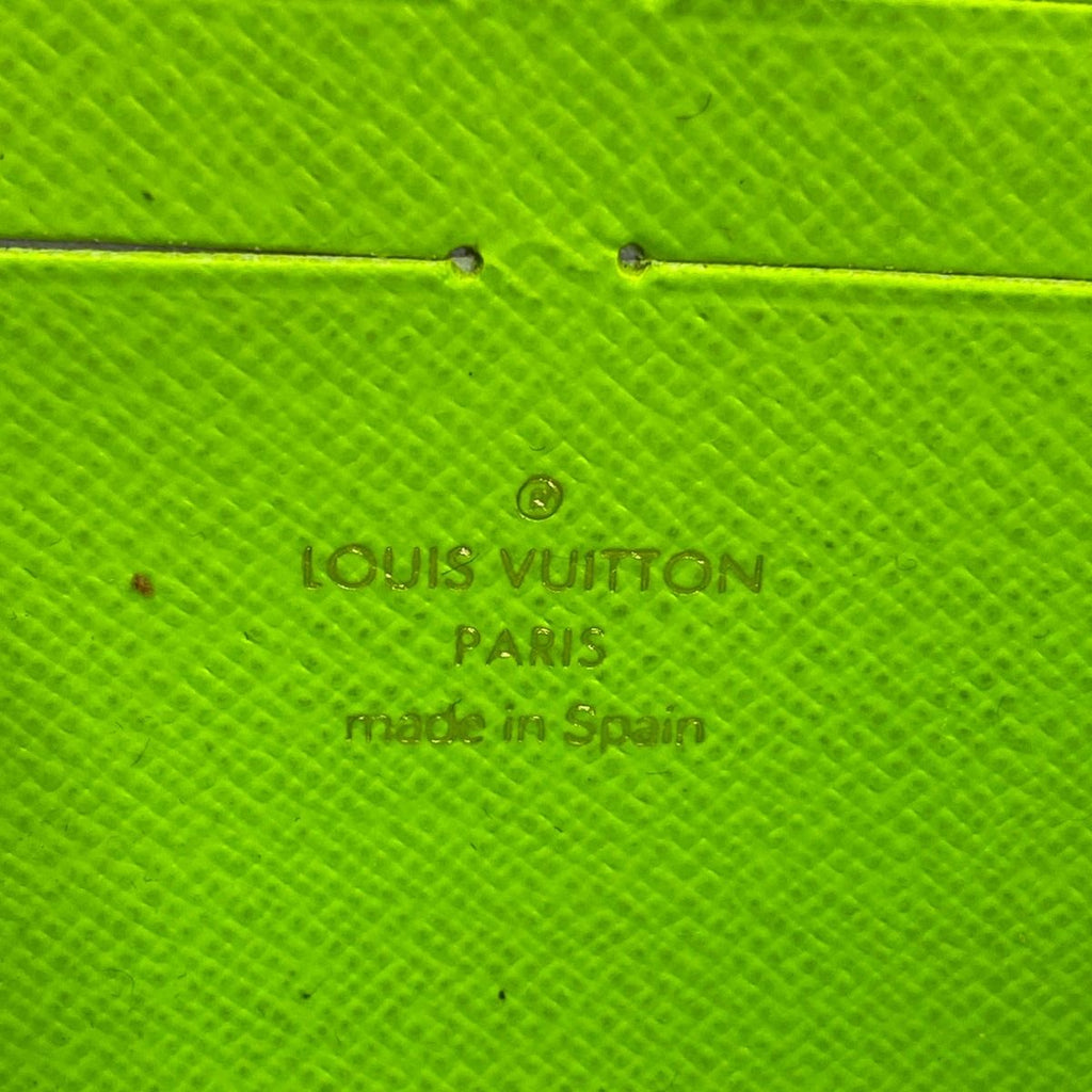Louis Vuitton Wallet Graffiti Zippy Vert Leather — view 5