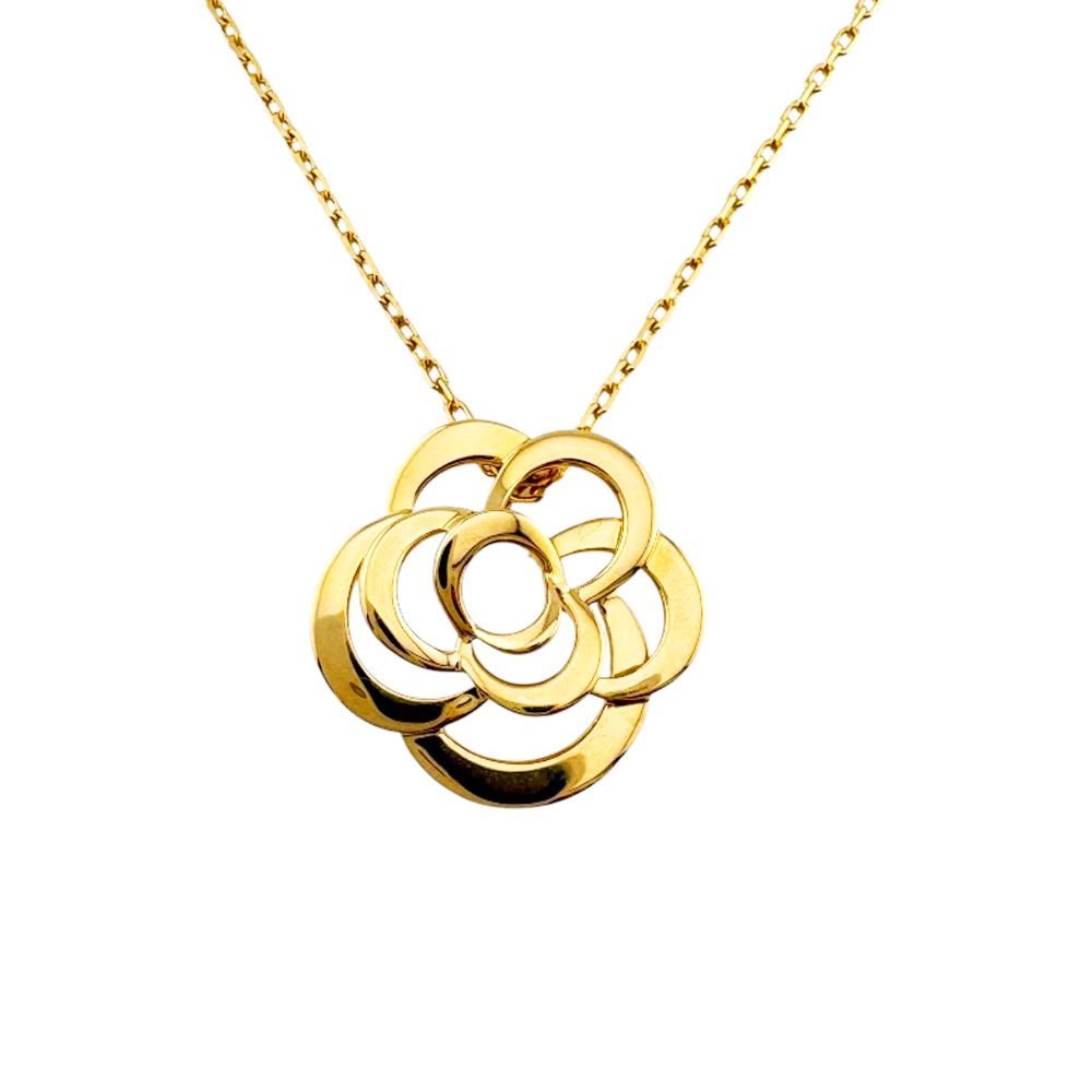 Chanel Camellia Necklace 18k Gold