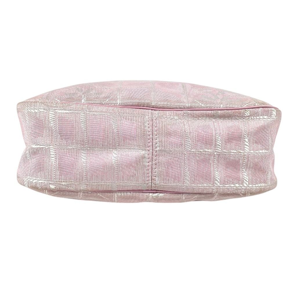 Chanel Handbag CC Logo Nylon Pink — view 5