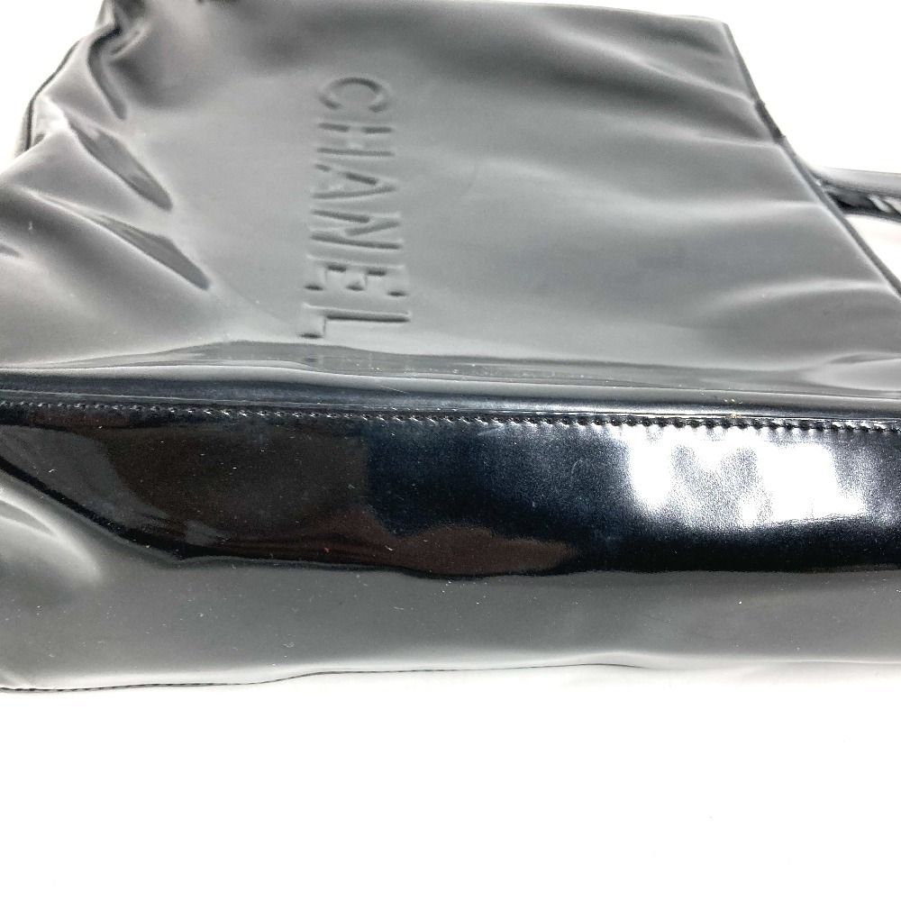 Chanel Shoulder Bag Logo Enamel Black — view 4