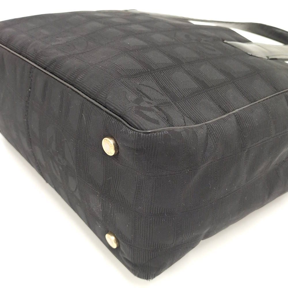 Chanel New Travel Line Tote PM Nylon Black — view 3