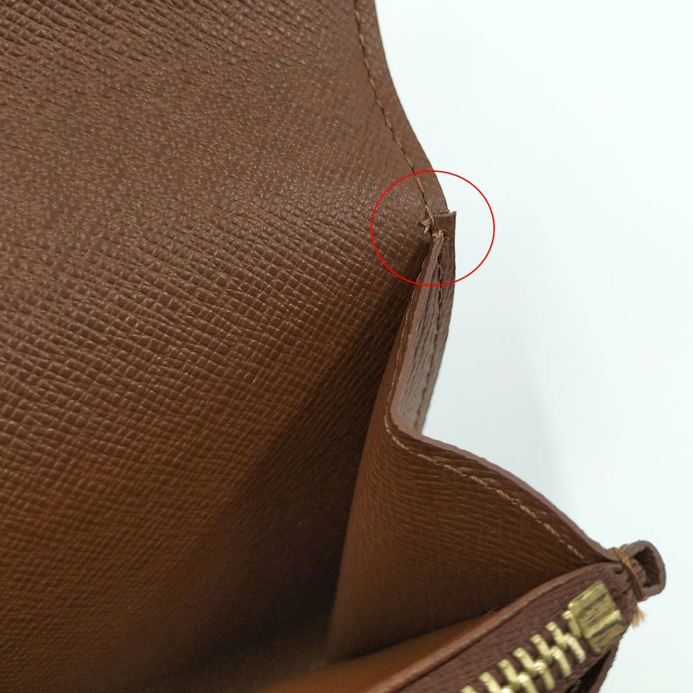 Louis Vuitton Porte-Monnaie Cles Bifold Wallet Monogram — view 9