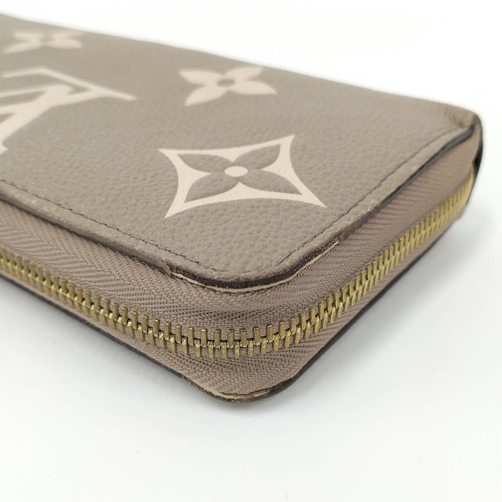 Louis Vuitton Zippy Wallet Monogram Empreinte Tourtreme Cream Beige — view 4
