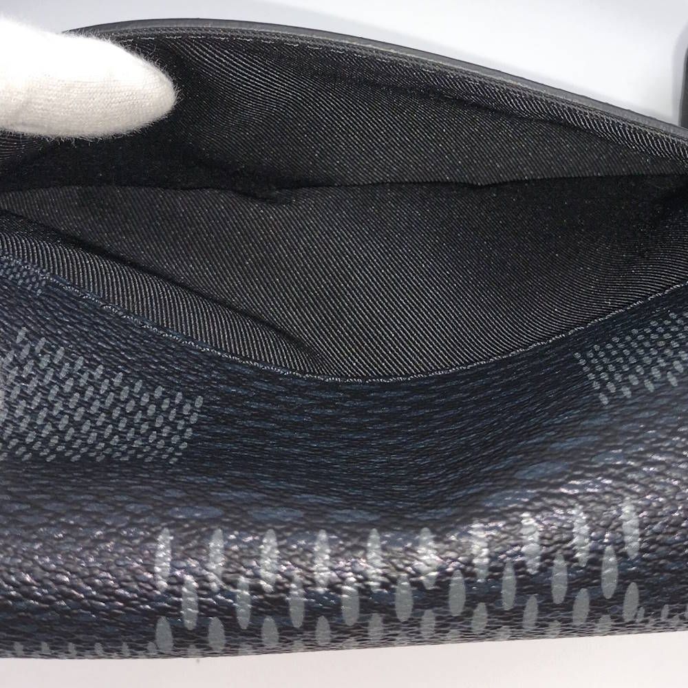 Louis Vuitton Studio Messenger Bag Damier Graphite — view 9