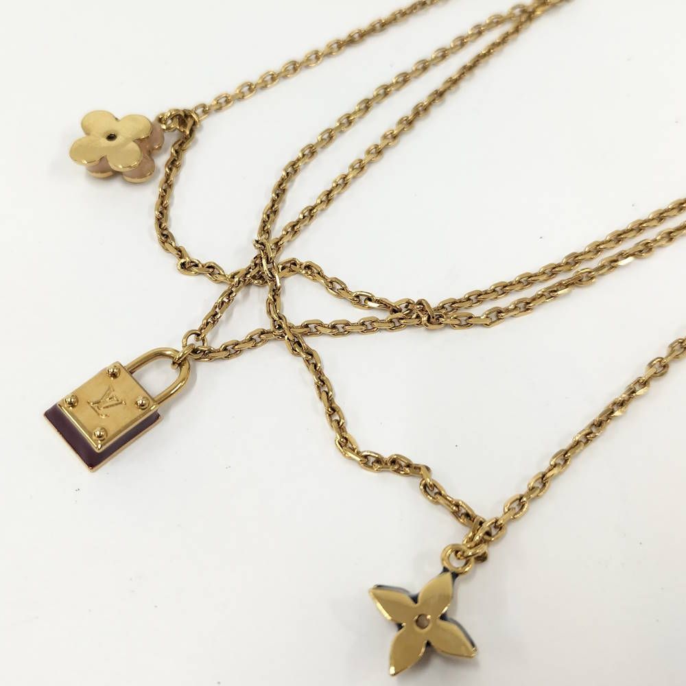 Louis Vuitton Collier Sweet Charm Keychain — view 4