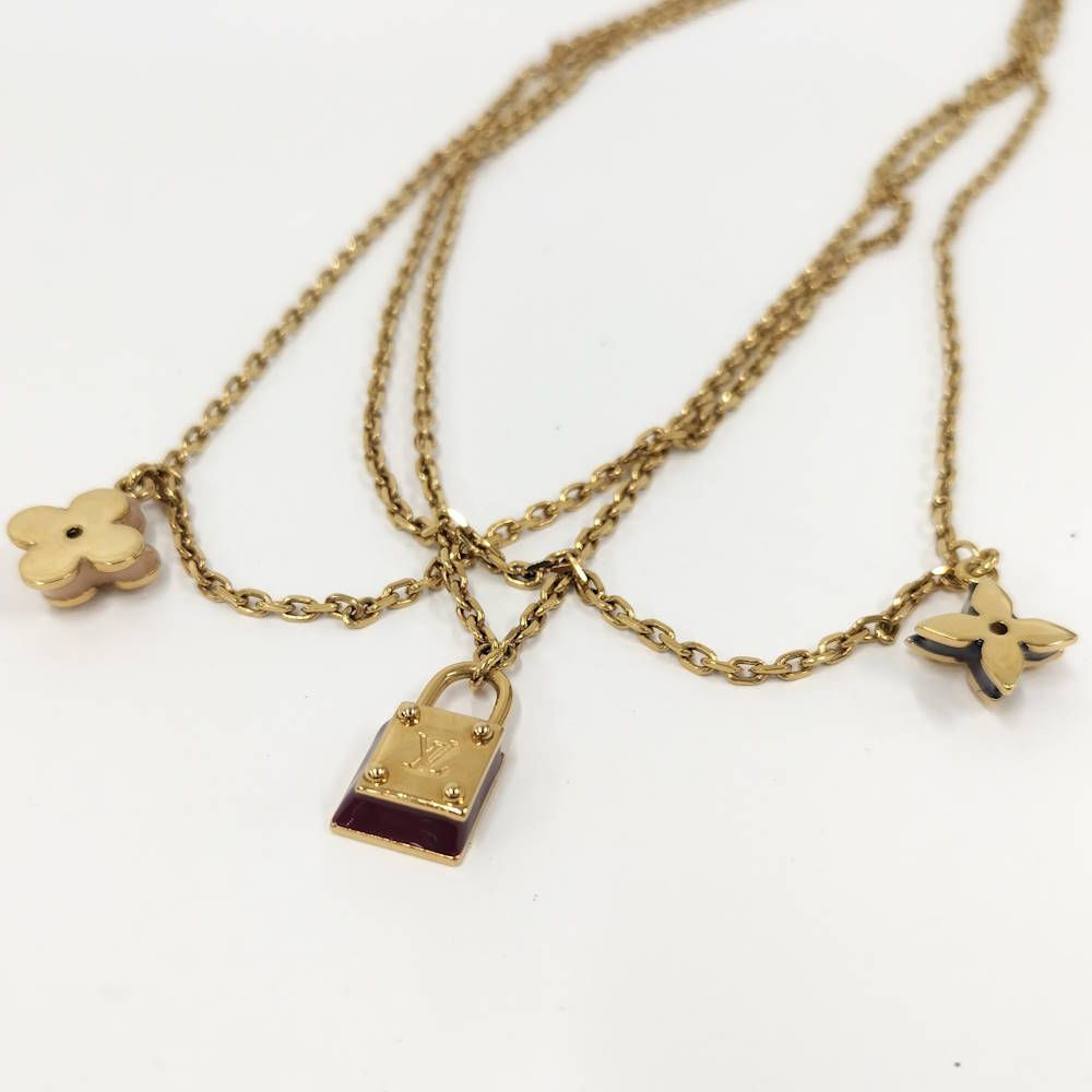 Louis Vuitton Collier Sweet Charm Keychain — view 6