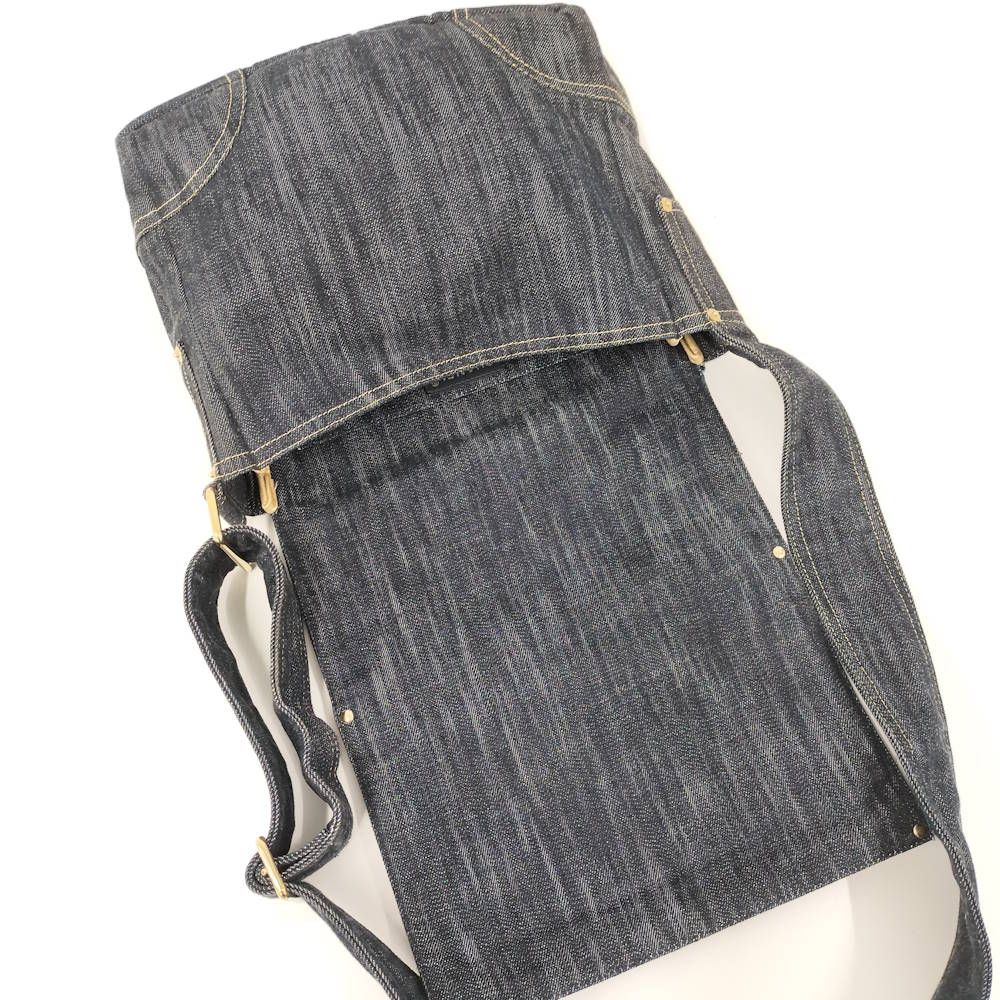 Chanel Spark Ring Denim CC Logo Messenger — view 7