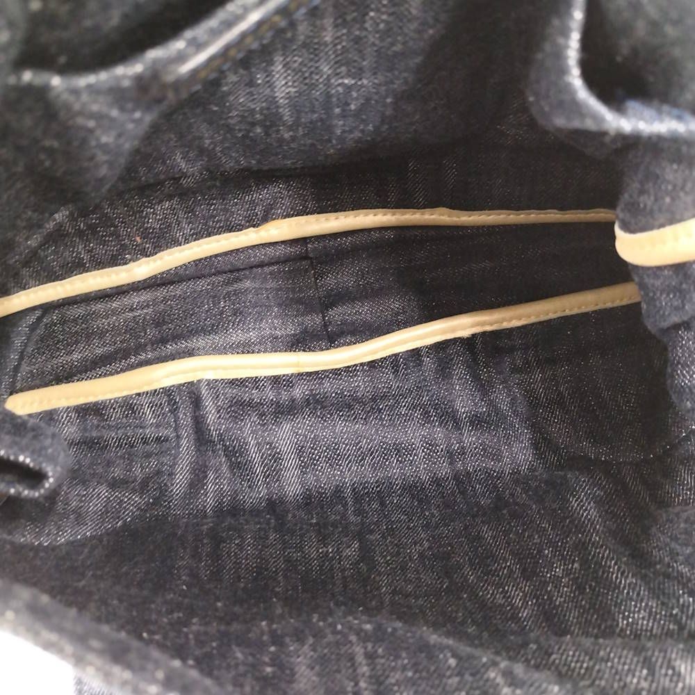 Chanel Spark Ring Denim CC Logo Messenger — view 8