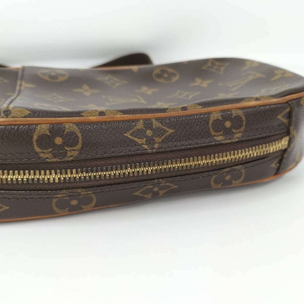 Louis Vuitton Pochette Gange Monogram — view 7