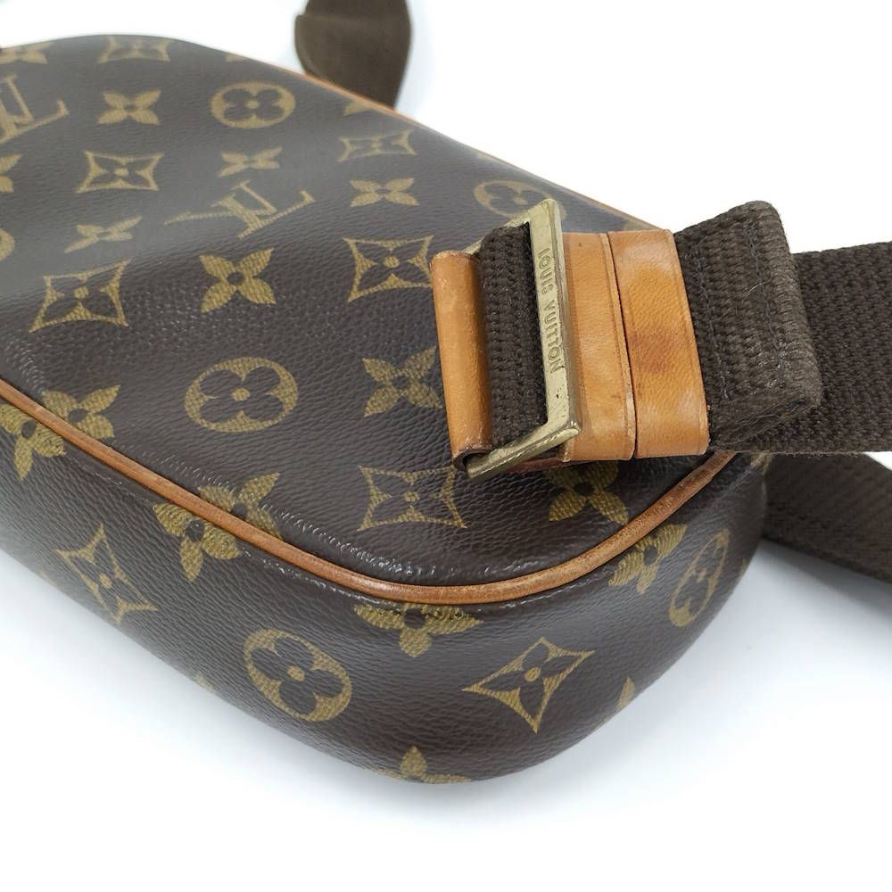 Louis Vuitton Pochette Gange Monogram — view 4