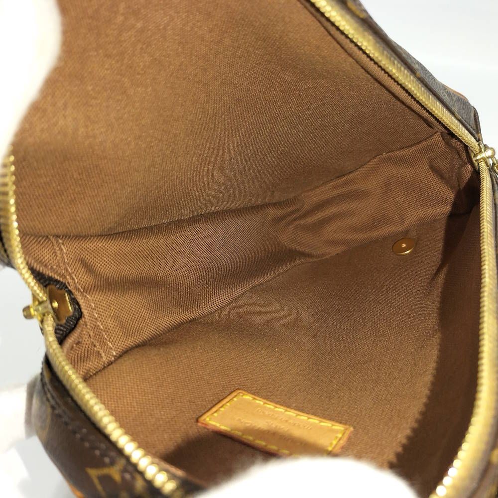 Louis Vuitton Pochette Gange Monogram — view 8