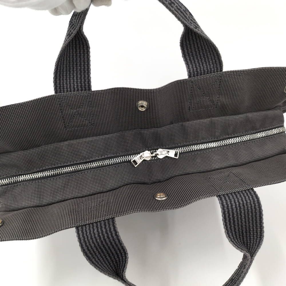 Hermes Tote Her Line MM Gray Canvas — view 7