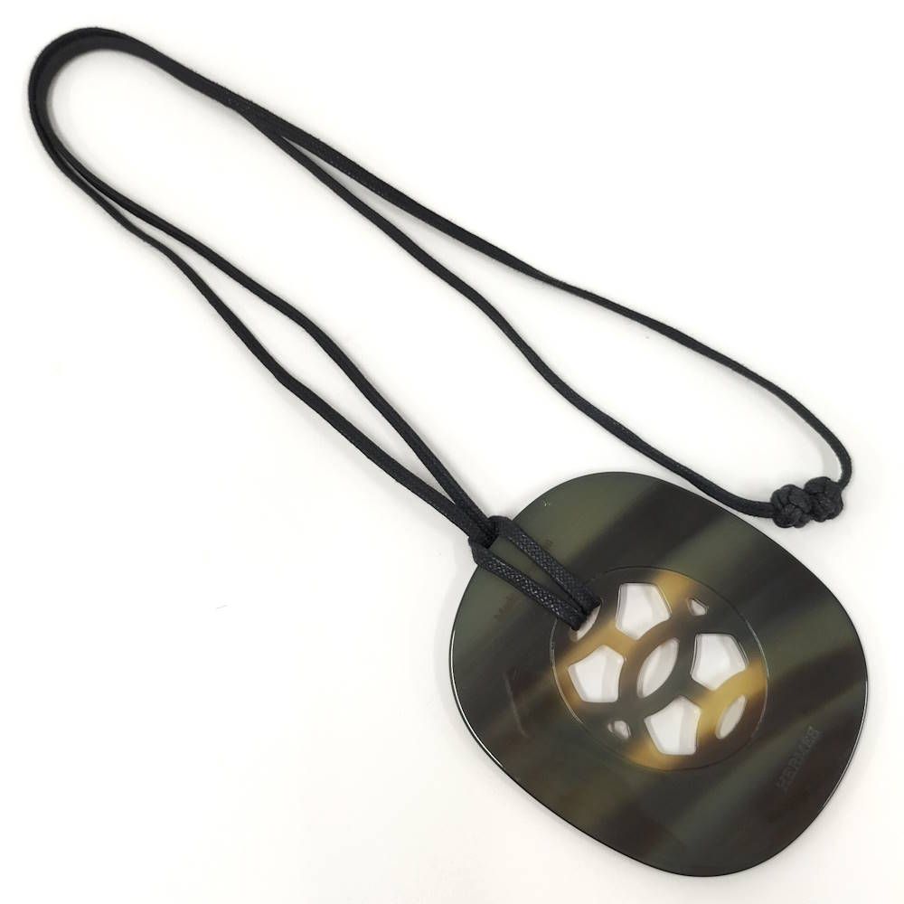 Hermes Lift GM Necklace Buffalo Horn — view 4