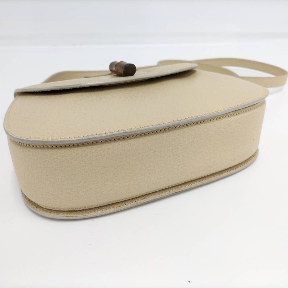 Gucci 2-Way Shoulder Bag Bamboo Leather Beige — view 4