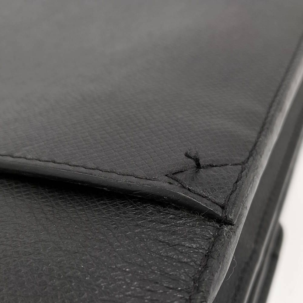 Louis Vuitton Associate Cartable 2 Taiga Handbag — view 6