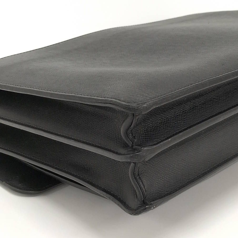 Louis Vuitton Associate Cartable 2 Taiga Handbag — view 4