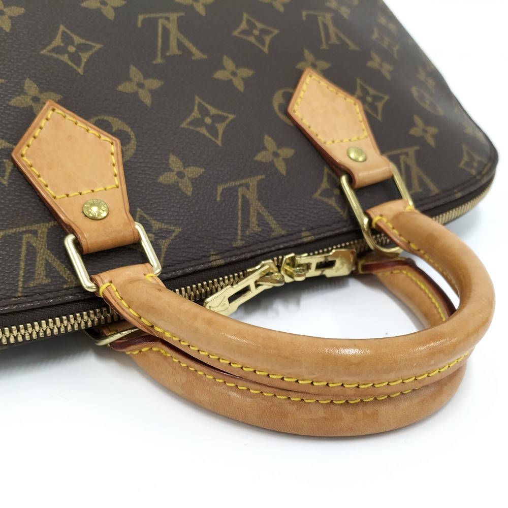 Louis Vuitton Alma Handbag Monogram — view 6