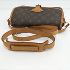 Louis Vuitton Sologne Shoulder Bag Monogram — view 6