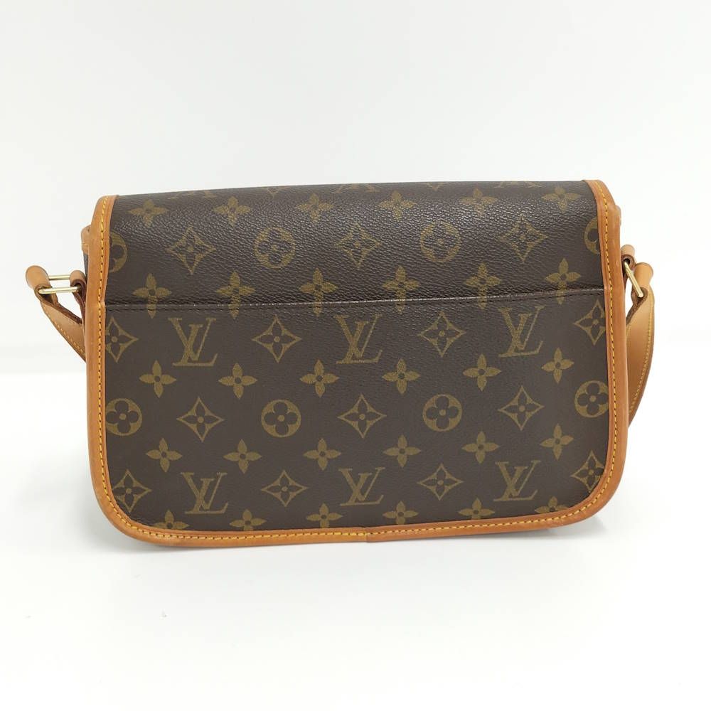 Louis Vuitton Sologne Shoulder Bag Monogram — view 2