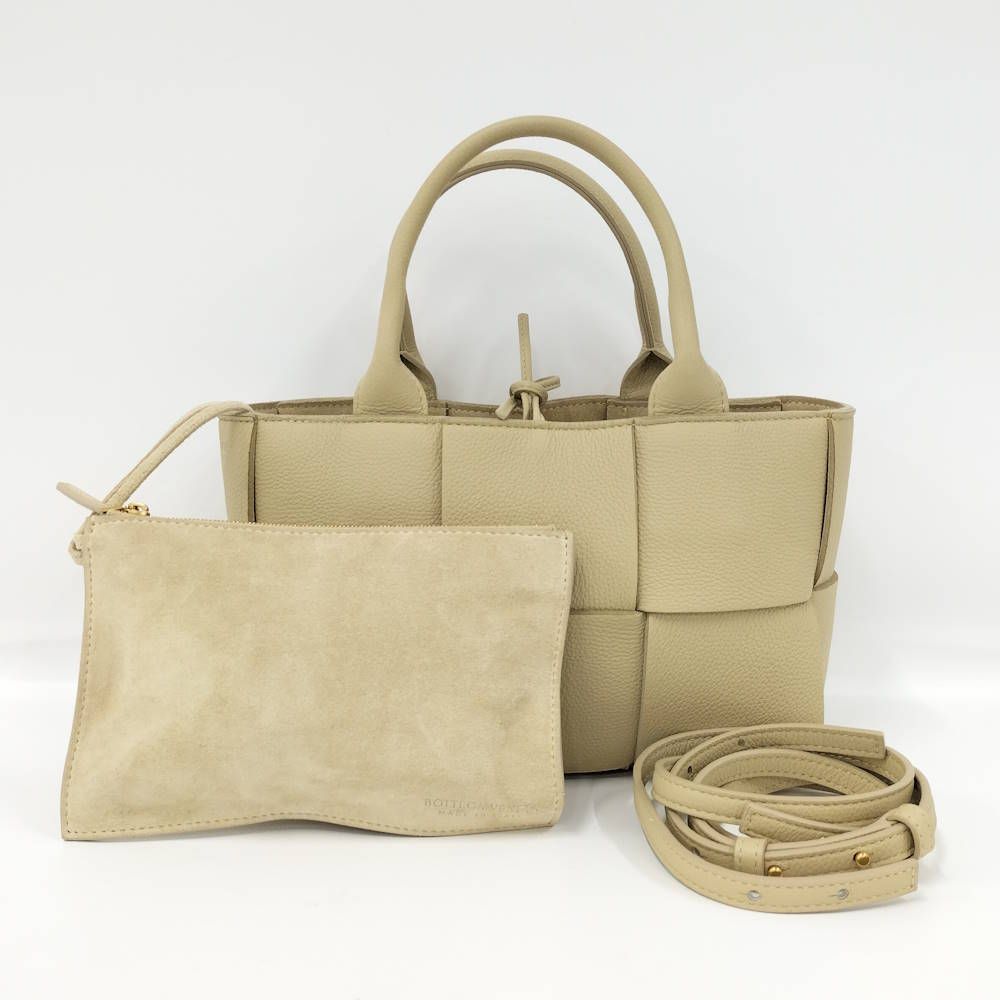 Bottega Veneta Tote Arco Leather Beige