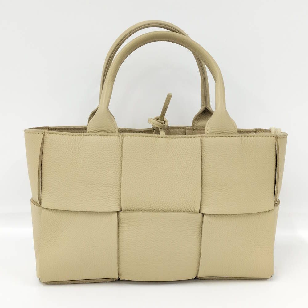 Bottega Veneta Tote Arco Leather Beige — view 2