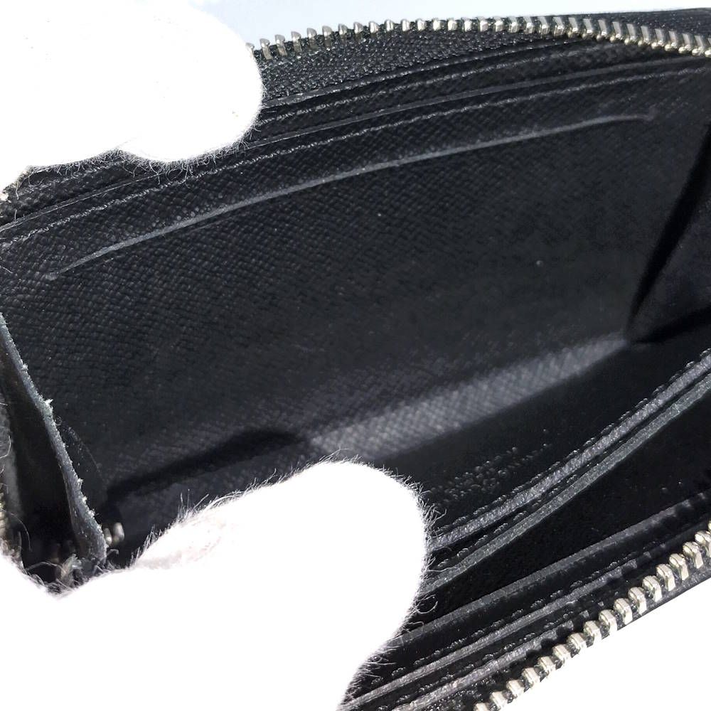 Louis Vuitton Zippy Coin Purse Taiga Noir — view 9
